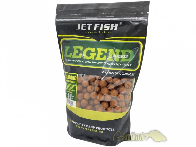 JET FISH Boilie Legend Range Seafood Švestka Česnek 24 mm 3 kg