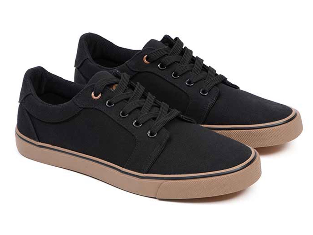 FOX Boty Black Canvas Shoe