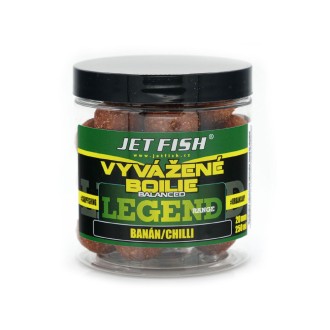 JET FISH Legend Range Vyvážené Boilie 250ml Banán Chilli